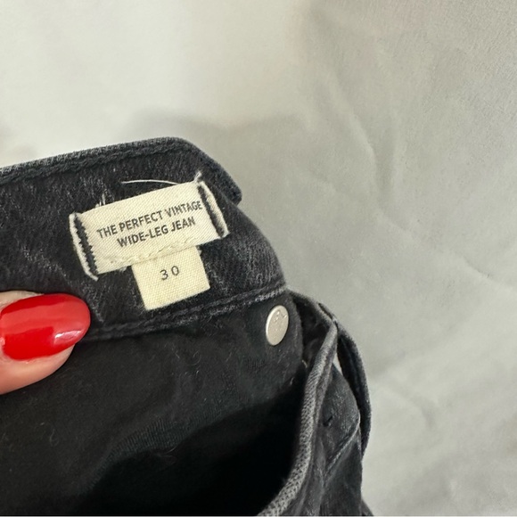 Madewell The Perfect Vintage Wide Leg Jeans in Black - Picture 9 of 11